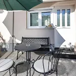 Apartment Feria 1